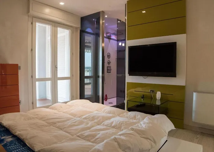 Luxury * Roma